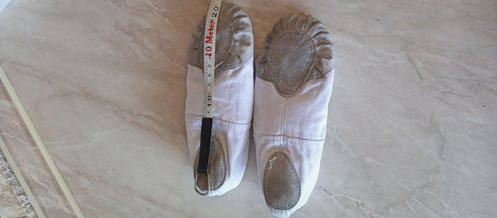 Чешки, чешки на девочку