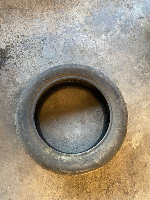 Продам резину на машину