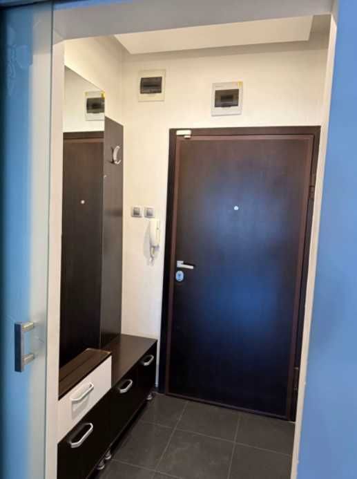 Тристаен апартамент под наем Левски