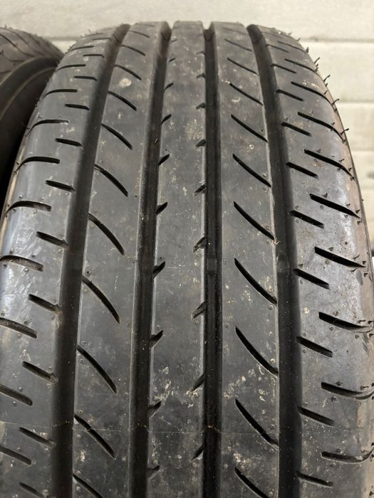 225 60 18 Yokohama 99% nerulate.