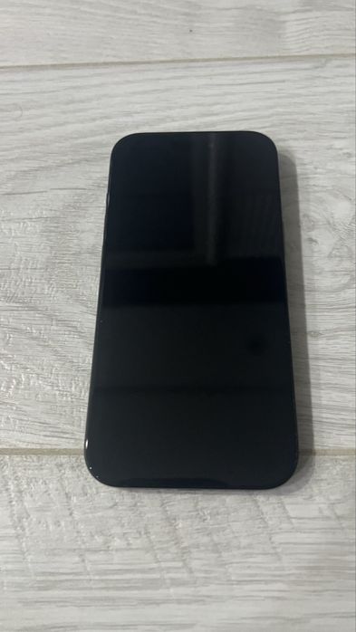 Iphone 15  за части без драскотина