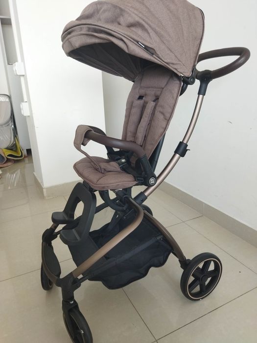 Бебешка количка вв