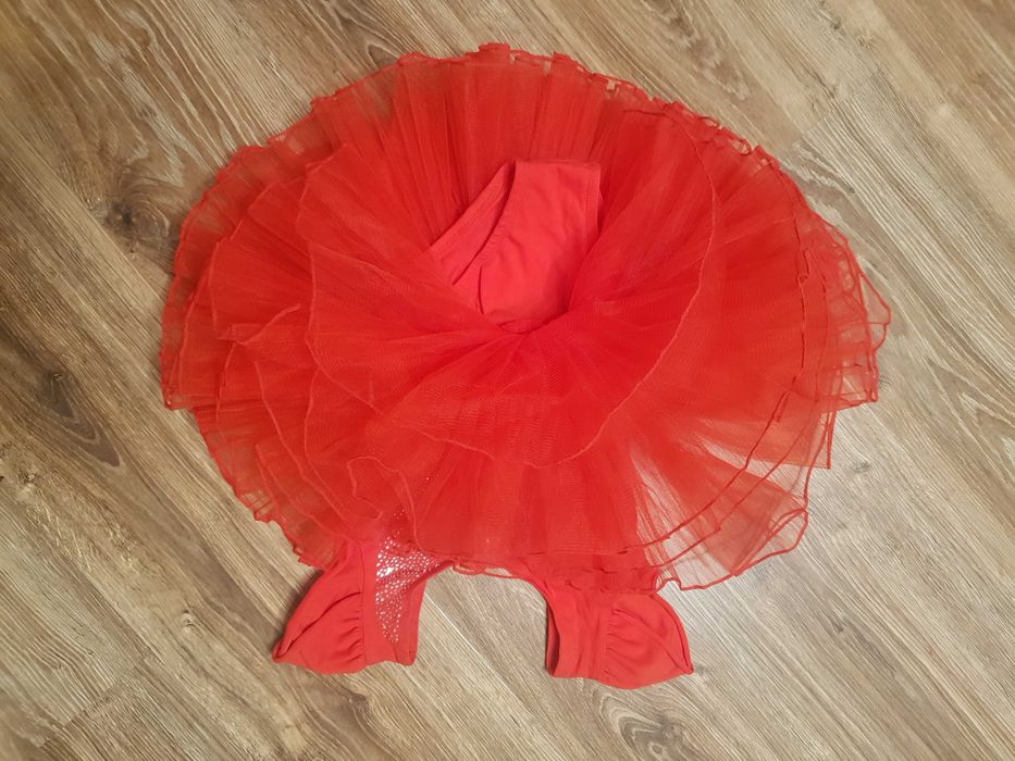 Costum dansuri  gimnastica  rochiță i