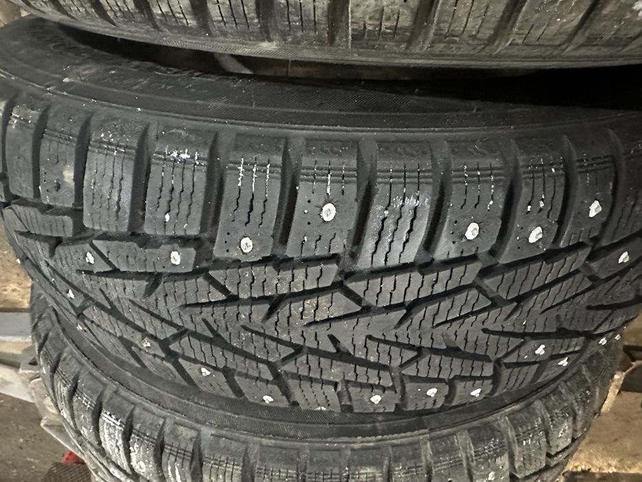 Продам резины с диском 185/70/14