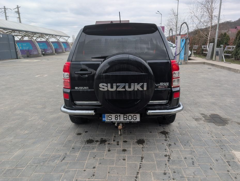 Vând Suzuki Grand Vitara
