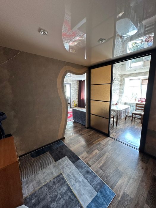 Срочно!Продам 4х комн.квартиру