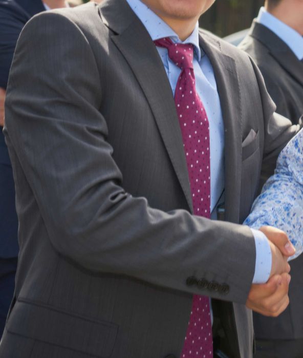 Костюм за Абитуренски Бал - Rollmann