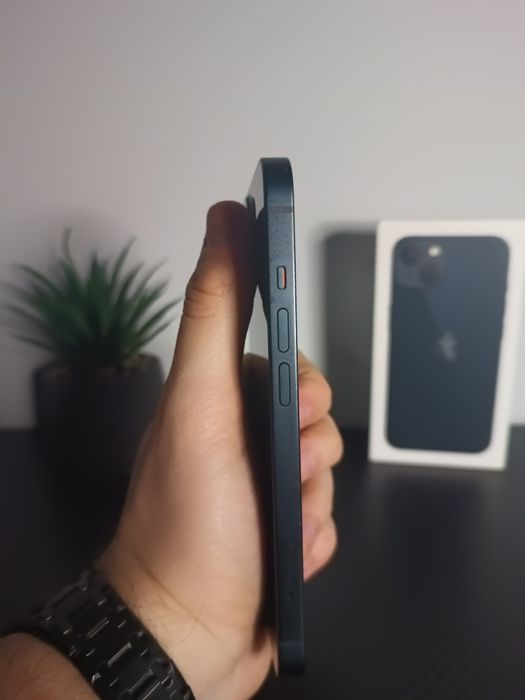 iPhone 13, Midnight - în stare Excelentã!