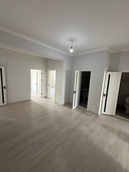 Продам квартиру Сергели Зангиата Таштурма 4 комнат евро ремонт 2 этаж