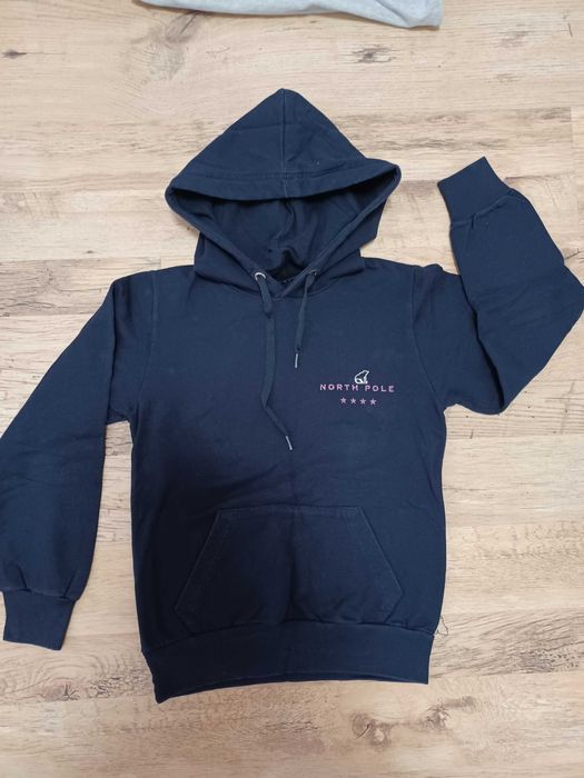 2 бр.детски суитчери