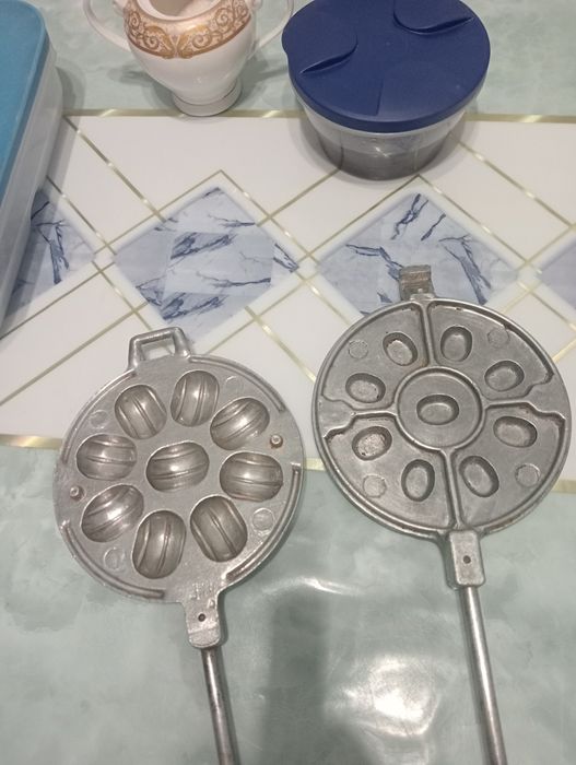 Орешница, грибница