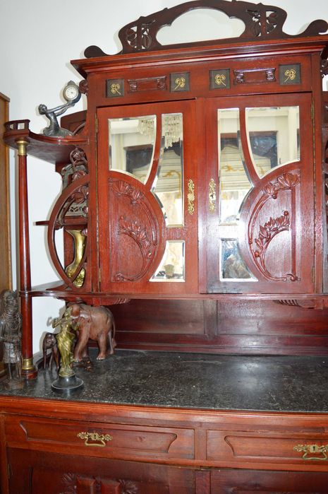 Старинен салонен бюфет сецесион