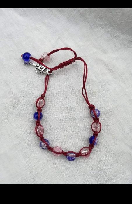 Ръчно изработени гривни