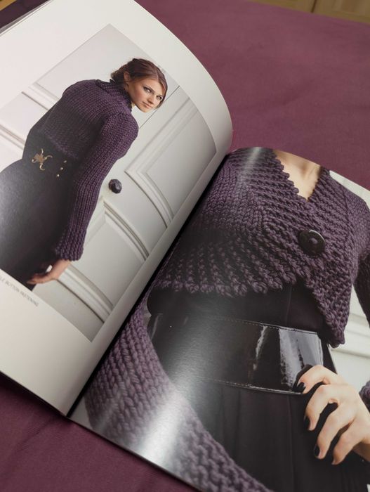 Вълнена жилетка ръчно плетиво