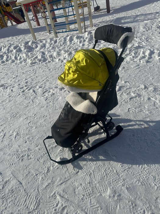 Зимние санки коляска