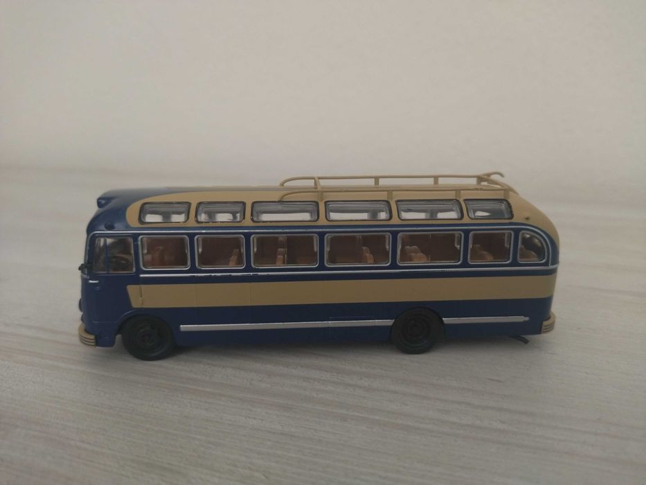 Метален автобус Ikarus 30 !!!