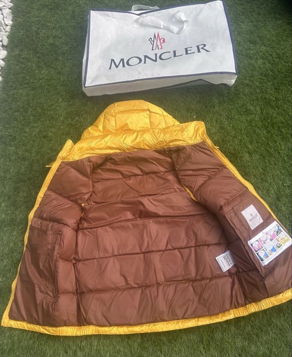 Veste calitate premium, fulgi de gasca M.O.N.C.L.E.R Marimea M