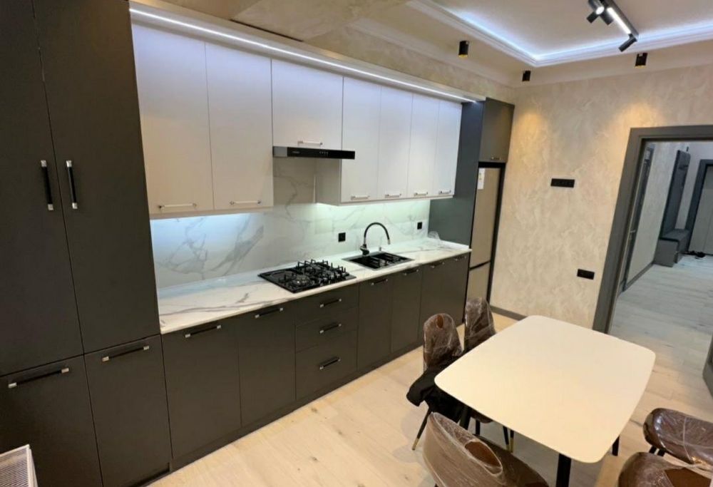 Мирзо Улуғбек туманида метро яқинида ижара квартира. 7 дақиқа пиёда.