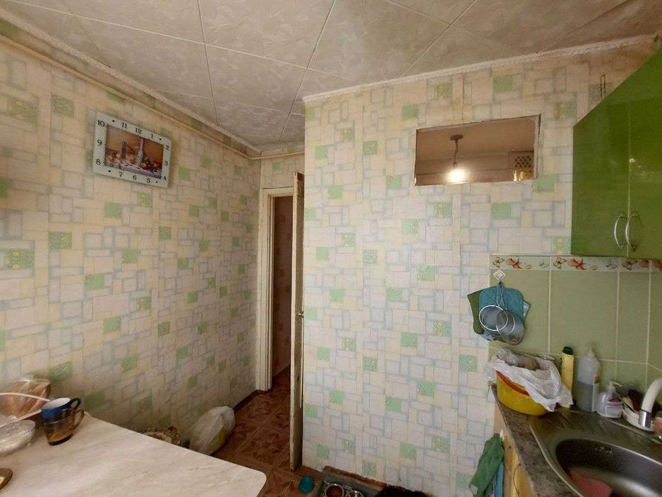 Продам 2 Комнатную квартиру