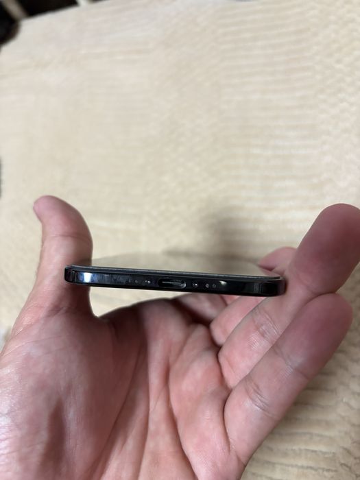 Продам айфон air 512gb black