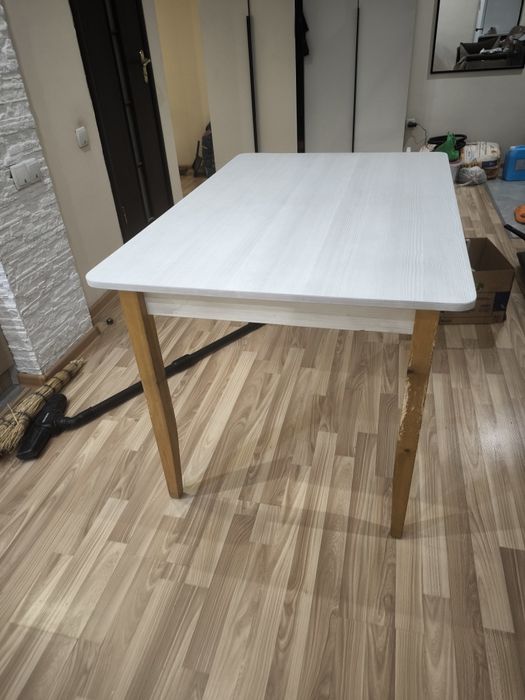 Стол кухонный продам