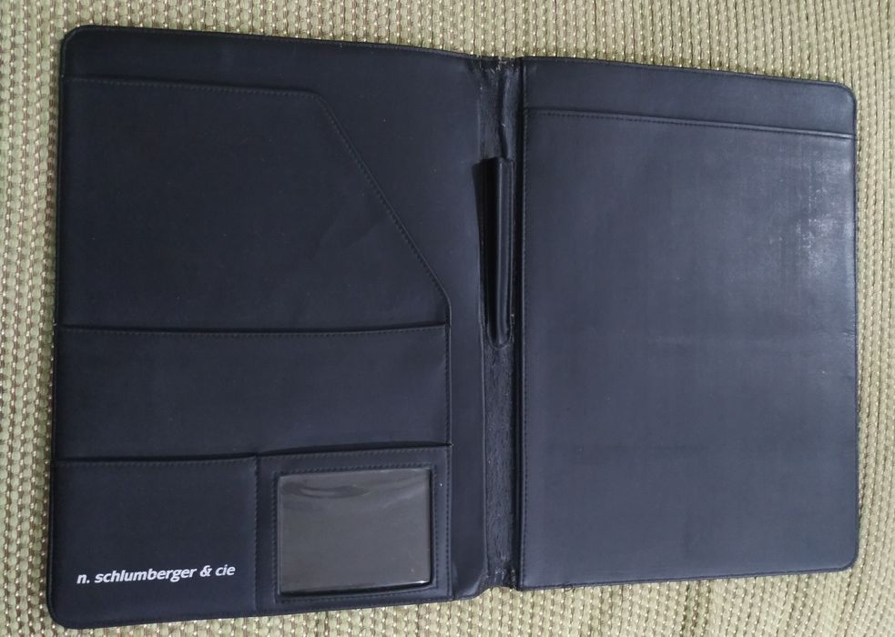 Папка для документов, экокожа, б/у, в отличном состоянии