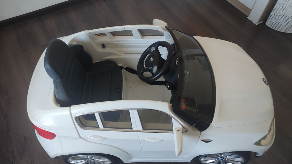 Детская машина BMW X6