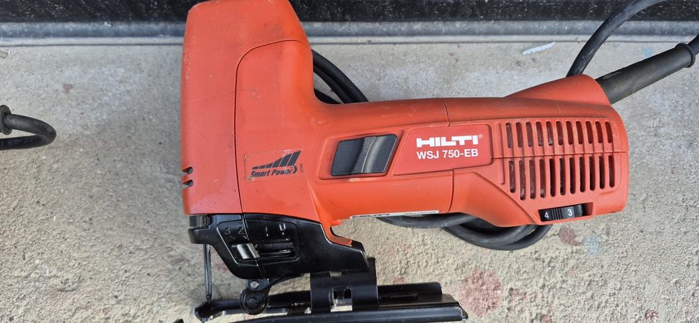 Hilti ferăstrău pendular pe curent