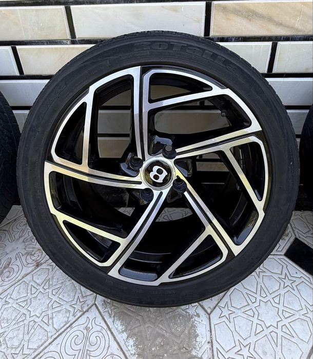 16 lik BENTLEY diska, komplekt (4 ta) holati yaxshi