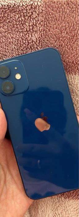 iPhone 12 mini .