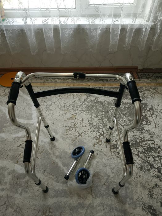 Ходунок для пожылых.