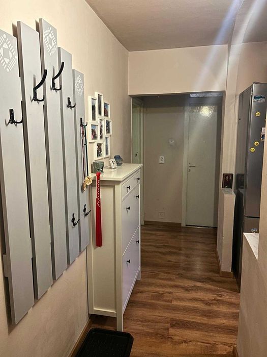 Apartament cu 2 camere călduros și luminos