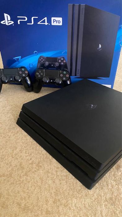Ps 4 pro sotiladi