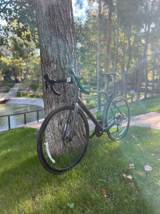 Продам Велосипед Giant TCR SLR 18.5 дюймов серый