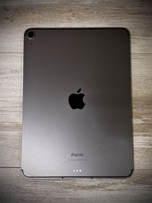 iPad Air 5 планшет