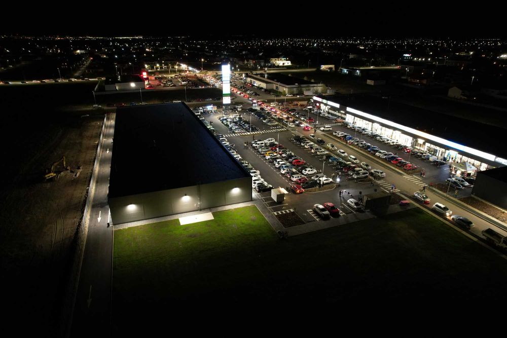 Inchirere spatiu comercial 120 mp - Funshop Park Mosnita (Timis)