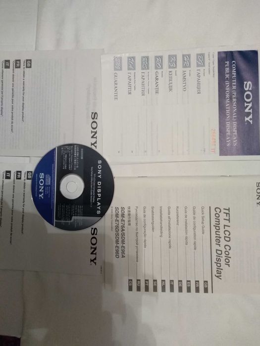 Монитор SONY - SDM - E -76 D .