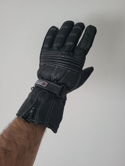 Manusi de piele naturala