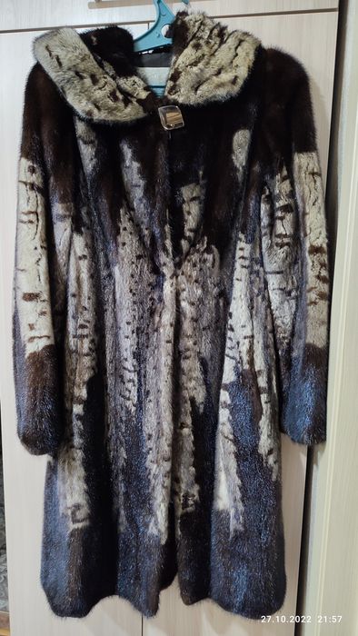 Продам норковую шубу