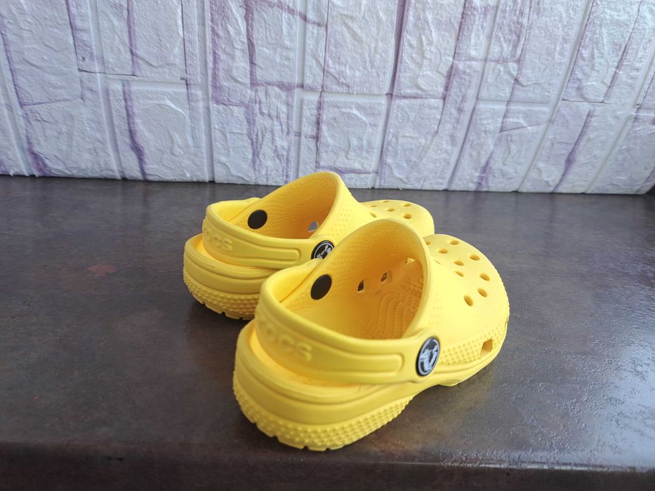 детски сандали,чехли,летни обувки,джапанки,гумено сабо Crocs момиче,момче