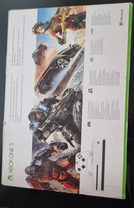 Consolă XBOX ONE  S  cu controler