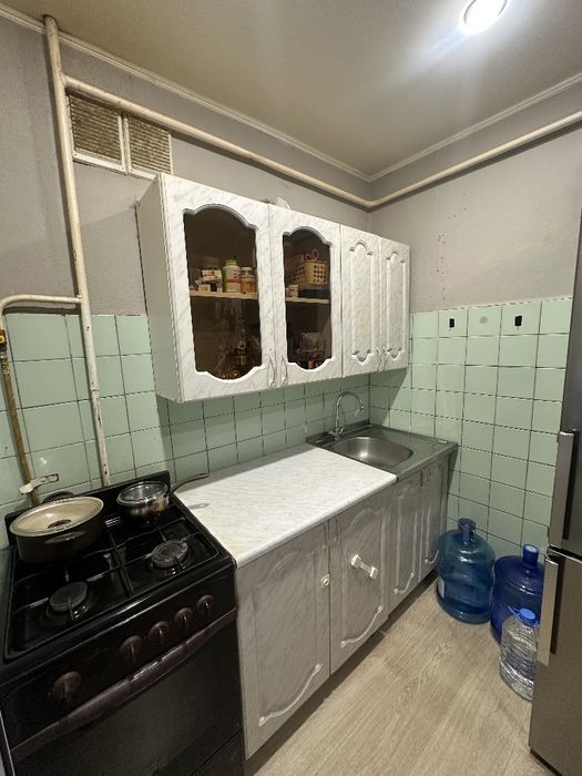 Продам 1ком в 6 мкр Сандригайло 51