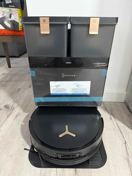 (RESIGILAT) Robot aspirator Ecovacs DEEBOT X8 PRO Omni