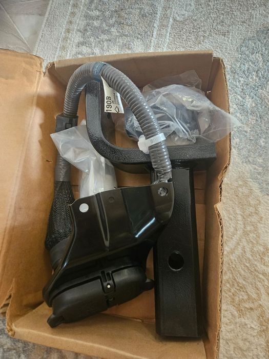 Продам фаркоп на lx 600