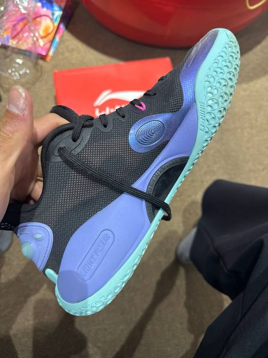 Красовки Li ning для баскетбола