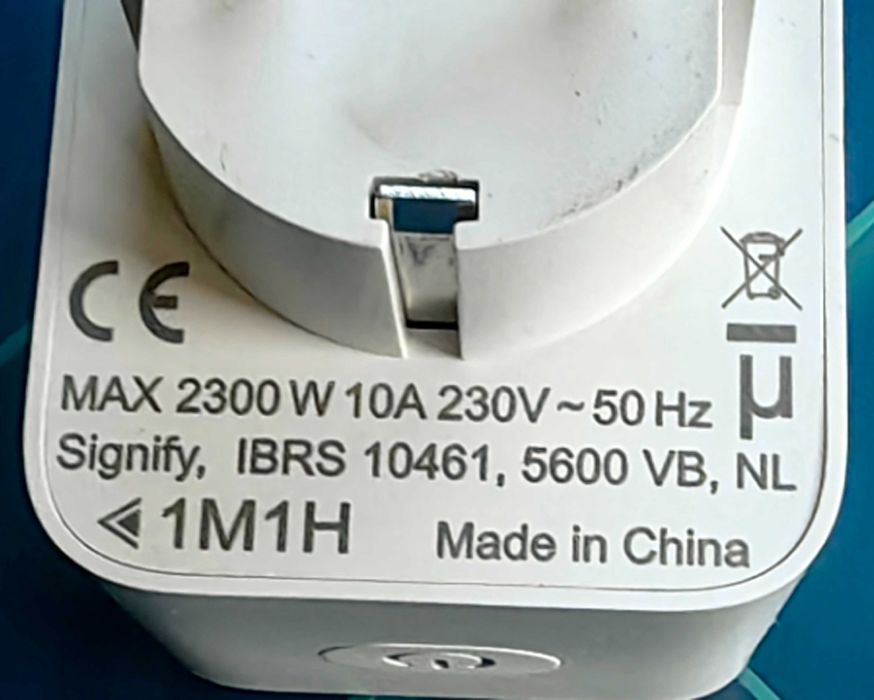 НОВ Смарт Контакт WIZ Philips Smart Plug, Умен Адаптер