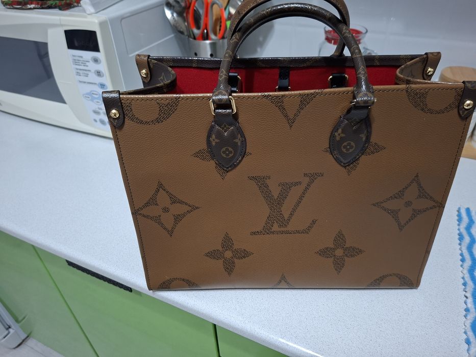 Продам сумку новую ЛВ