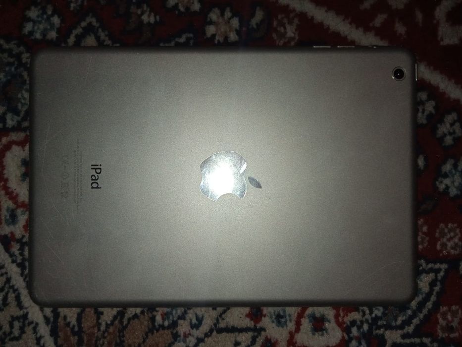 iPad идеальном состоянии