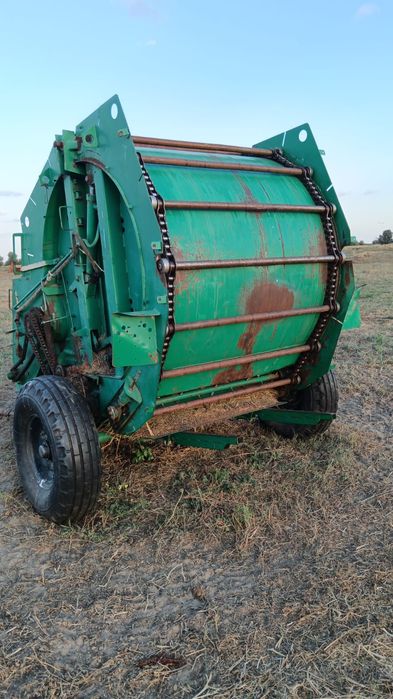 Продам прессподборщик ПРФ 145