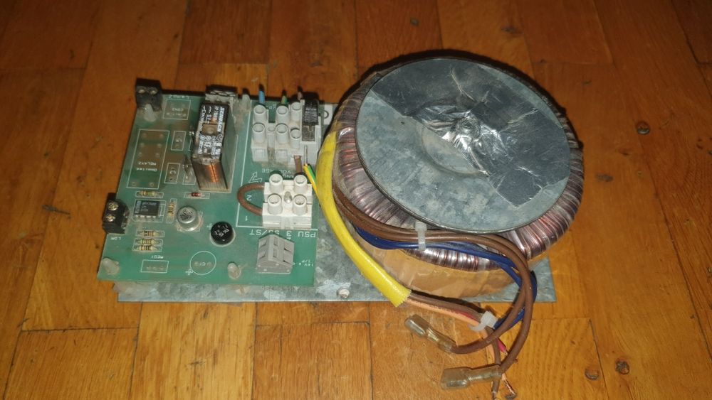 Transformator tiroidal